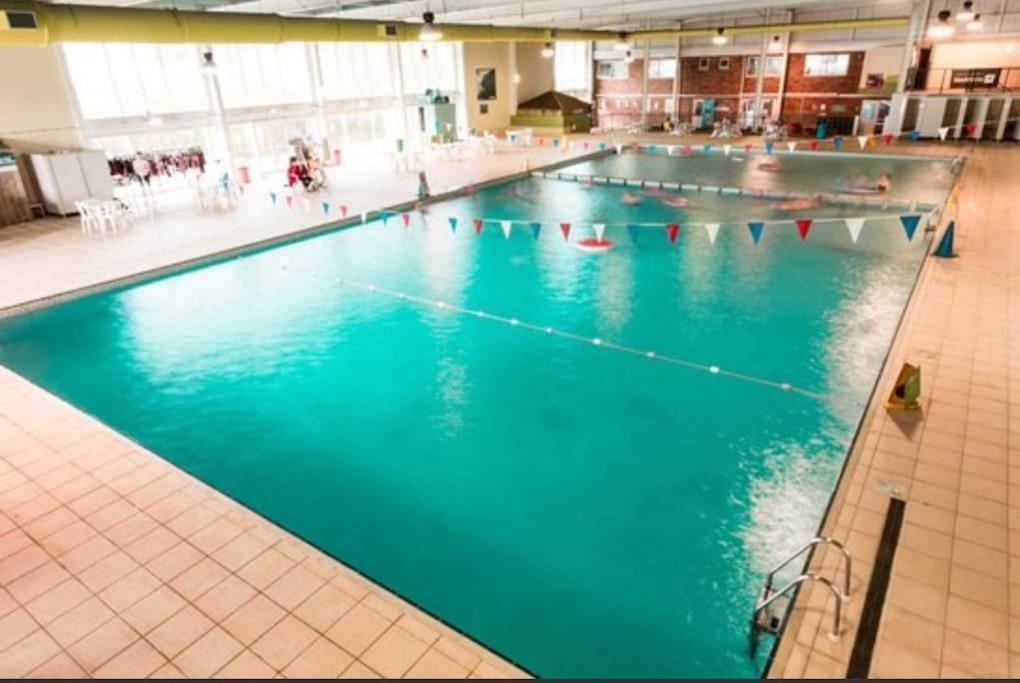 Large 4 Person Couples And Family Caravan In Newquay Bay Resort Екстер'єр фото
